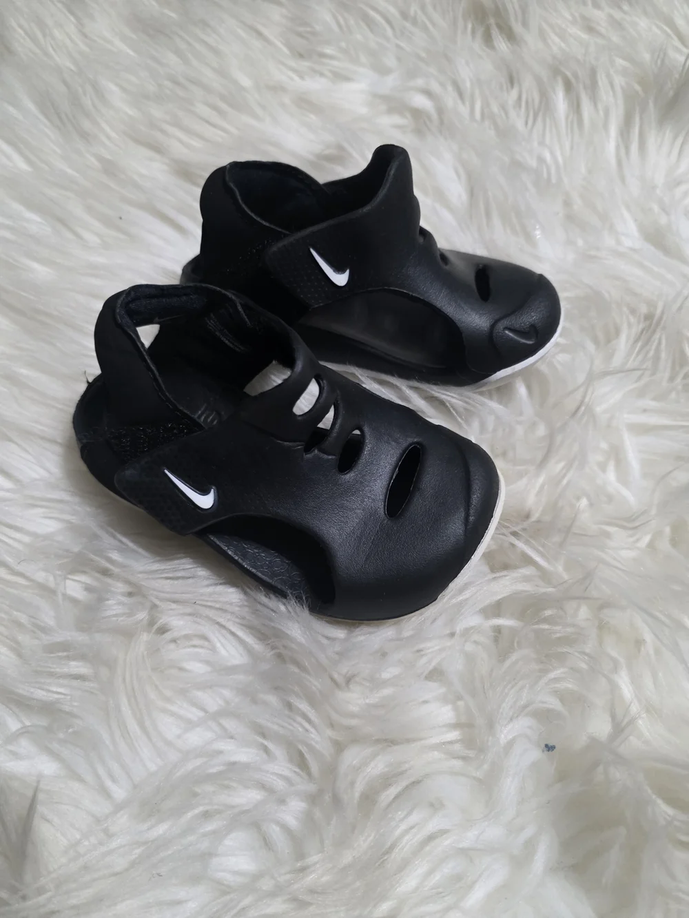Nike Kids' Black Water-Ready Sandals